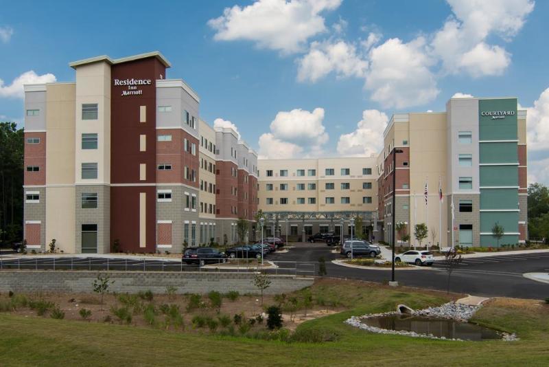 Отель Courtyard By Marriott Raleigh-Durham Airport/Brier Creek Экстерьер фото