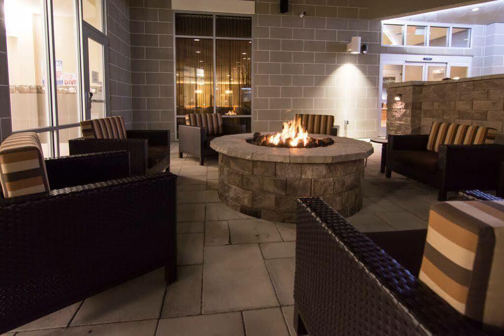 Отель Courtyard By Marriott Raleigh-Durham Airport/Brier Creek Экстерьер фото